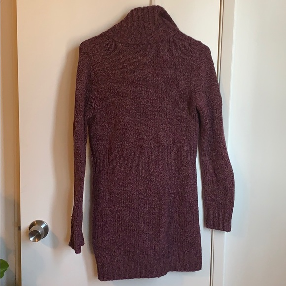 Knit cardigan. Perfect for fall and winter. - Picture 4 of 5